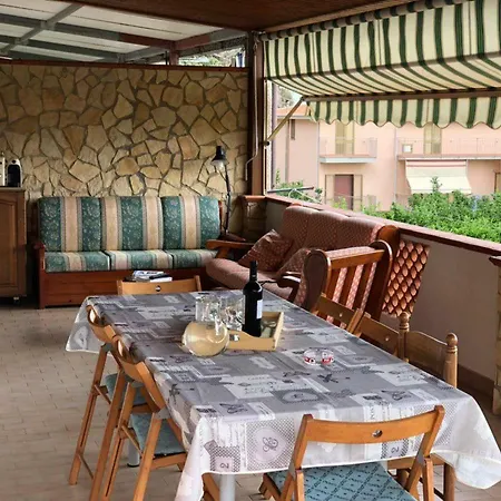 Apartamento La Terrazza Di Carmen E Fausto