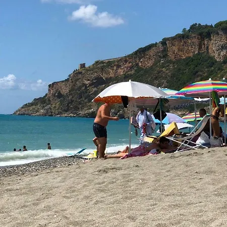 Apartamento La Terrazza Di Carmen E Fausto *